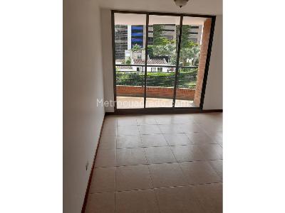 Apartamento de 2 alcobas en venta en Poblado Transv Superior, Medellín, 82 m² · foto 5 de 20