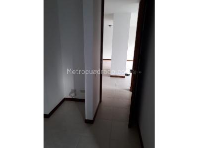 Apartamento de 2 alcobas en venta en Poblado Transv Superior, Medellín, 82 m² · foto 17 de 20