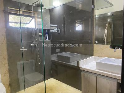Casa de 4 alcobas en venta en Envigado, Envigado, 400 m² · foto 12 de 15