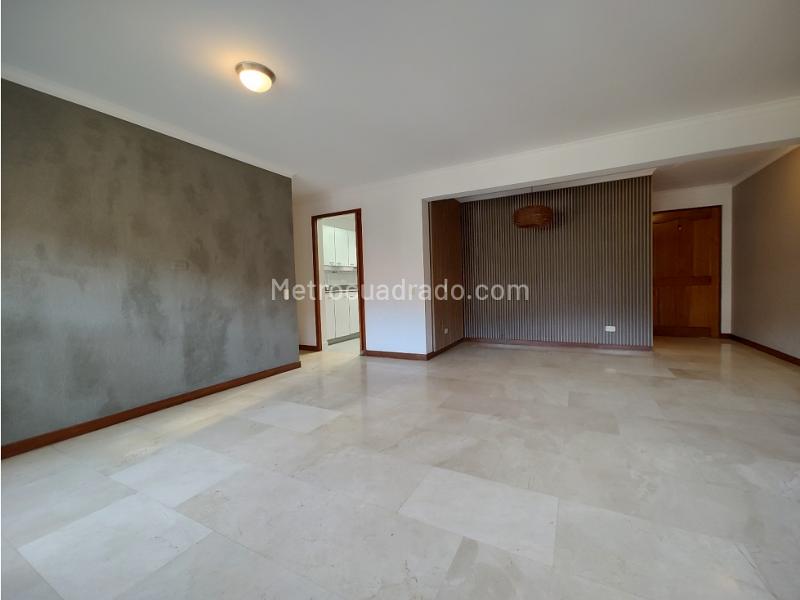 2BR Apartment in Envigad  La Frontera (90 m²) - 4