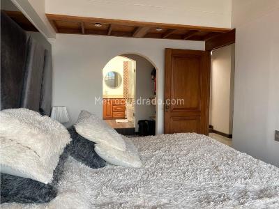 Apartamento de 3 alcobas en arriendo en Altos Del Poblado, Medellín, 148 m² · foto 7 de 17
