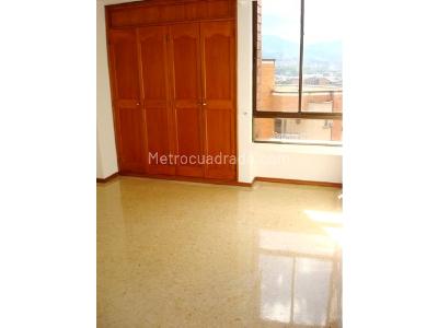 Apartamento de 4 alcobas en venta en El Poblado, Medellín, 296 m² · foto 9 de 19
