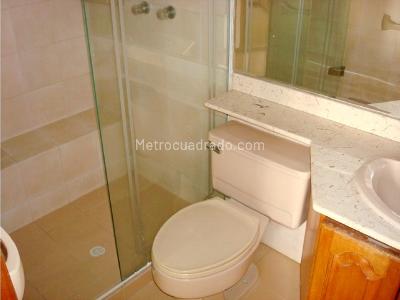 Apartamento de 4 alcobas en venta en El Poblado, Medellín, 296 m² · foto 17 de 19
