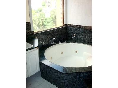 Apartamento de 4 alcobas en venta en El Poblado, Medellín, 296 m² · foto 19 de 19