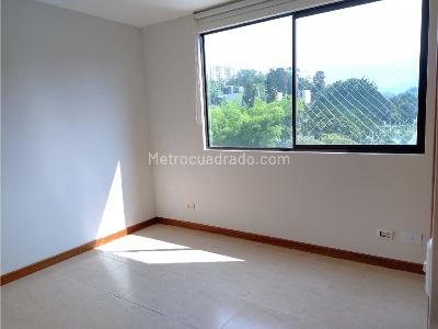 Apartamento de 3 alcobas en arriendo en Poblado La Frontera, Medellín, 114 m² · foto 3 de 10
