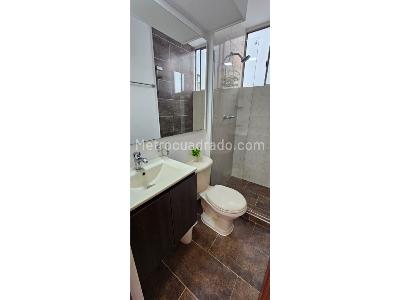 Apartamento de 3 alcobas en arriendo en Poblado Los Balsos, Medellín, 70 m² · foto 10 de 13