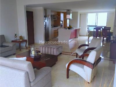 Apartamento de 4 alcobas en venta en Poblado Los Balsos, Medellín, 239 m² · foto 2 de 16