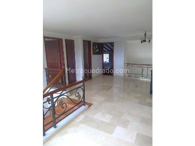 Apartamento de 4 alcobas en venta en Poblado Los Balsos, Medellín, 239 m² · foto 5 de 16