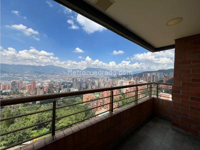 Apartamento de 3 alcobas en arriendo en El Poblado El Tesoro, Medellín, 160 m² · foto 3 de 19