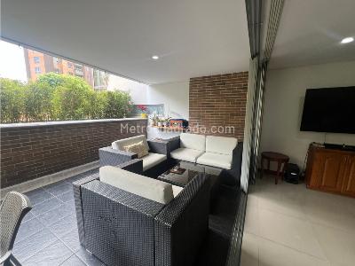 Apartamento de 3 alcobas en venta en Los Balsos, Medellín, 234 m² · foto 8 de 18