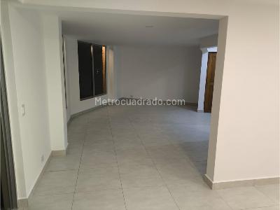Casa de 4 alcobas en venta en Poblado Los Balsos, Medellín, 280 m² · foto 14 de 20