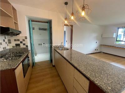 Apartaestudio en arriendo en Poblado Transv Superior, Medellín, 70 m² · foto 3 de 13