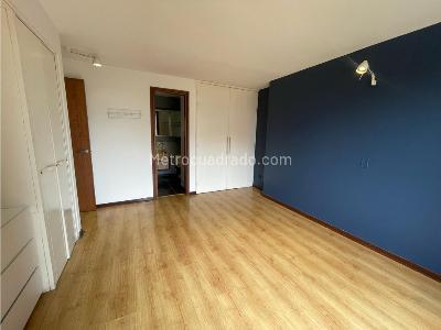 Apartaestudio en arriendo en Poblado Transv Superior, Medellín, 70 m² · foto 7 de 13