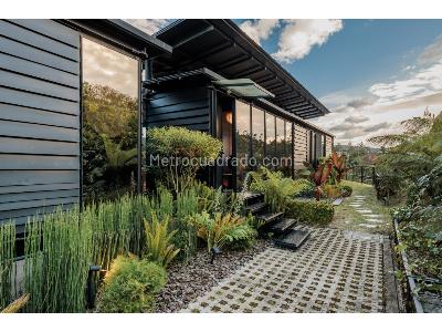 Casa de 2 alcobas en venta en Alto Del Escobero, Envigado, 200 m² · foto 5 de 17