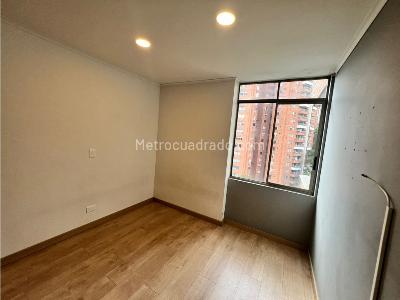 Apartamento de 2 alcobas en arriendo en El Poblado Castropol, Medellín, 86 m² · foto 6 de 14