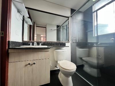 Apartamento de 2 alcobas en arriendo en El Poblado Castropol, Medellín, 86 m² · foto 14 de 14