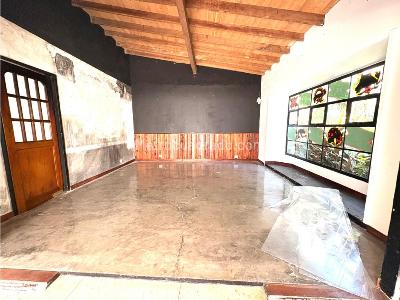 Casa de 5 alcobas en venta en El Poblado Castropol, Medellín, 400 m² · foto 8 de 20