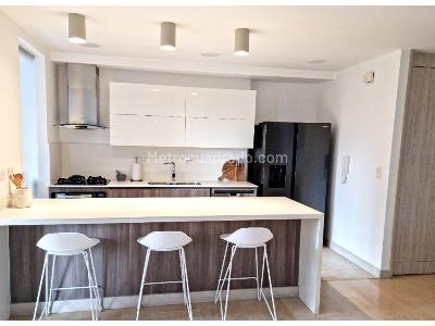 Apartamento en arriendo en Poblado, Medellín · foto 9 de 19