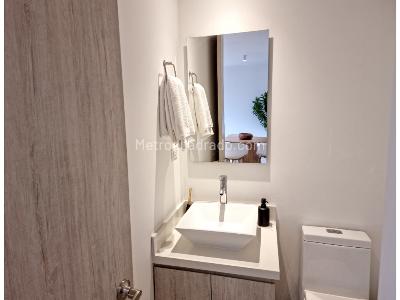 Apartamento en arriendo en Poblado, Medellín · foto 17 de 19
