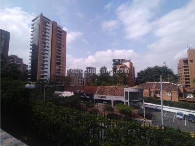 Apartamento de 3 alcobas en venta en Las Lomas, Medellín, 232 m² · foto 4 de 20