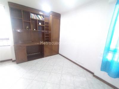 Apartamento de 3 alcobas en venta en Las Lomas, Medellín, 232 m² · foto 8 de 20