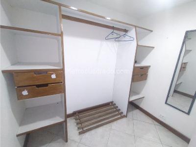 Apartamento de 3 alcobas en venta en Las Lomas, Medellín, 232 m² · foto 10 de 20