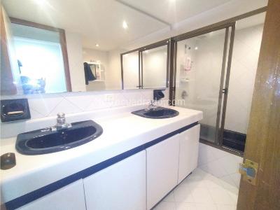 Apartamento de 3 alcobas en venta en Las Lomas, Medellín, 232 m² · foto 19 de 20
