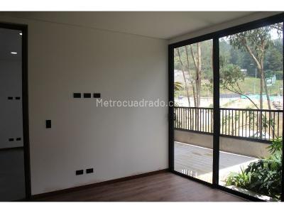 Apartamento de 2 alcobas en venta en El Poblado, Medellín, 96 m² · foto 13 de 16