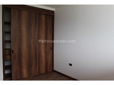 Apartamento de 2 alcobas en venta en El Poblado, Medellín, 96 m² · foto 14 de 16