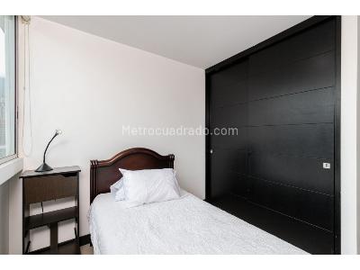 Apartamento de 2 alcobas en arriendo en El Poblado, Medellín, 75 m² · foto 11 de 18