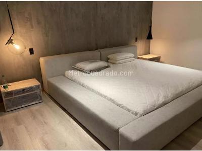 Apartamento de 2 alcobas en venta en El Poblado, Medellín, 131 m² · foto 7 de 14