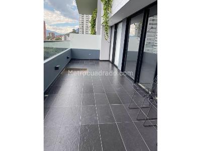 Apartamento de 2 alcobas en venta en El Poblado, Medellín, 131 m² · foto 11 de 14
