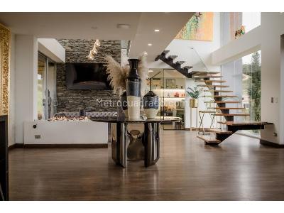 Casa de 4 alcobas en arriendo en Envigado El Escobero, Envigado, 1400 m² · foto 2 de 15
