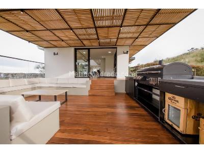 Casa de 4 alcobas en arriendo en Envigado El Escobero, Envigado, 1400 m² · foto 6 de 15