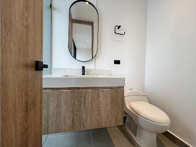 Apartamento de 2 alcobas en arriendo en El Poblado Castropol, Medellín, 84 m² · foto 15 de 16