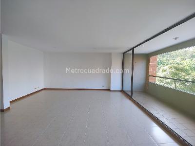 Apartamento de 3 alcobas en venta en Poblado La Frontera, Medellín, 114 m² · foto 4 de 14
