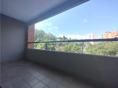 Apartamento de 3 alcobas en venta en Poblado La Frontera, Medellín, 114 m² · foto 5 de 14