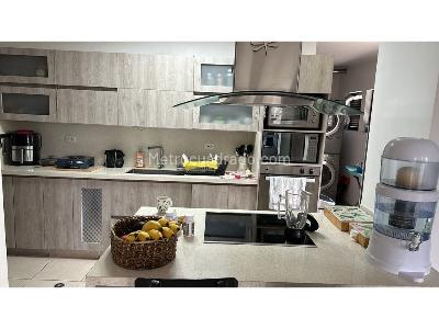 Apartamento en arriendo en San Lucas, Medellín · foto 3 de 10