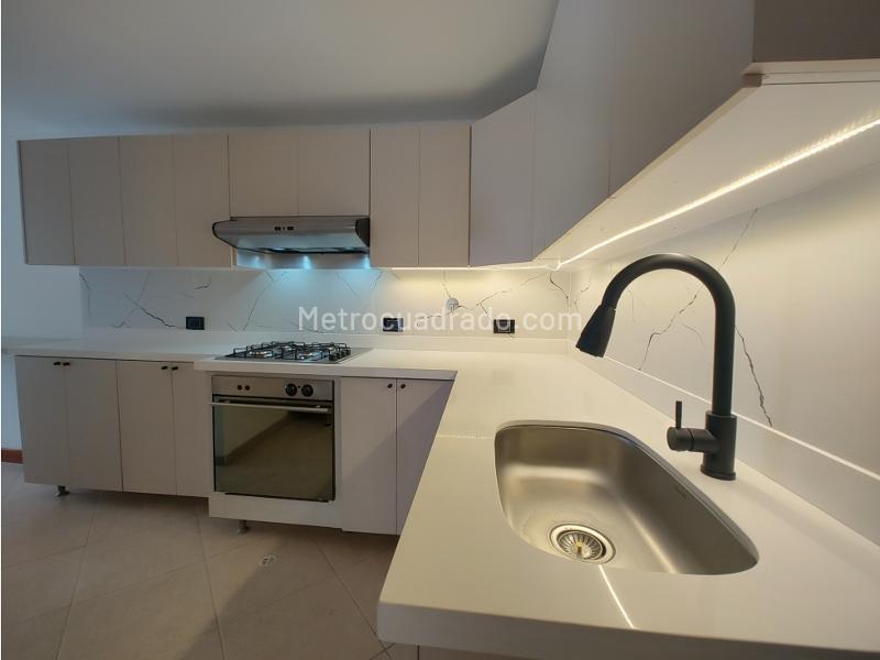 Amplio apartamento de 3 alcobas en Envigado (La Abadía) - 3
