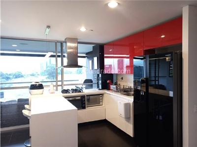 Apartamento en arriendo en Los Balsos No 2, Medellín · foto 3 de 17