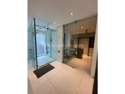Apartamento de 4 alcobas en venta en El Poblado El Tesoro, Medellín, 420 m² · foto 14 de 20