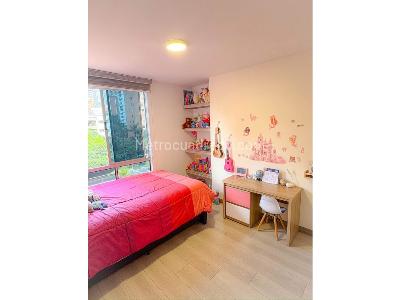 Apartamento de 3 alcobas en venta en El Poblado Santa Maria De Los Angeles, Medellín, 96 m² · foto 4 de 7