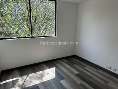 Apartamento de 3 alcobas en arriendo en El Poblado Loma Del Indio, Medellín, 90 m² · foto 4 de 14