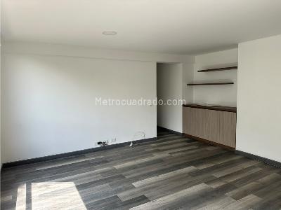Apartamento de 3 alcobas en arriendo en El Poblado Loma Del Indio, Medellín, 90 m² · foto 10 de 14
