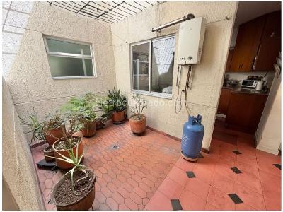 Casa de 4 alcobas en venta en Estadio, Medellín, 332 m² · foto 5 de 20