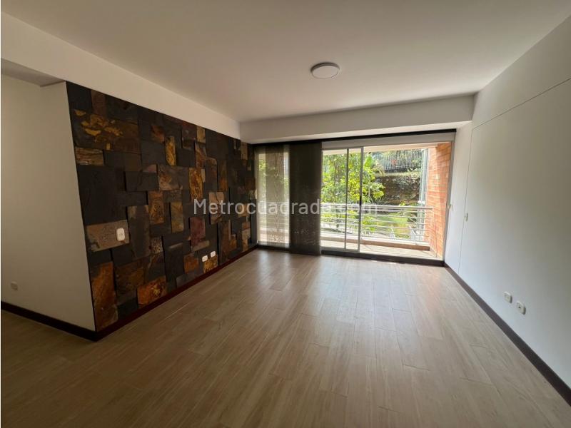 Piso – Envigado, barrio los naranjos, Valle de Aburrá - Vista 2