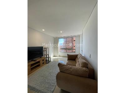 Apartamento de 3 alcobas en arriendo en El Poblado Loma De Los Parra, Medellín, 134 m² · foto 10 de 13