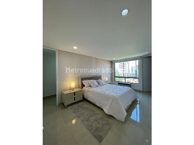 Apartamento de 3 alcobas en arriendo en El Poblado Loma De Los Parra, Medellín, 134 m² · foto 7 de 13