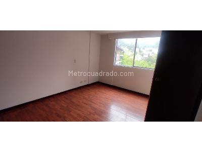 Apartamento de 3 alcobas en arriendo en Altos Del Poblado, Medellín, 127 m² · foto 11 de 16