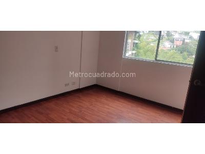 Apartamento de 3 alcobas en arriendo en Altos Del Poblado, Medellín, 127 m² · foto 12 de 16